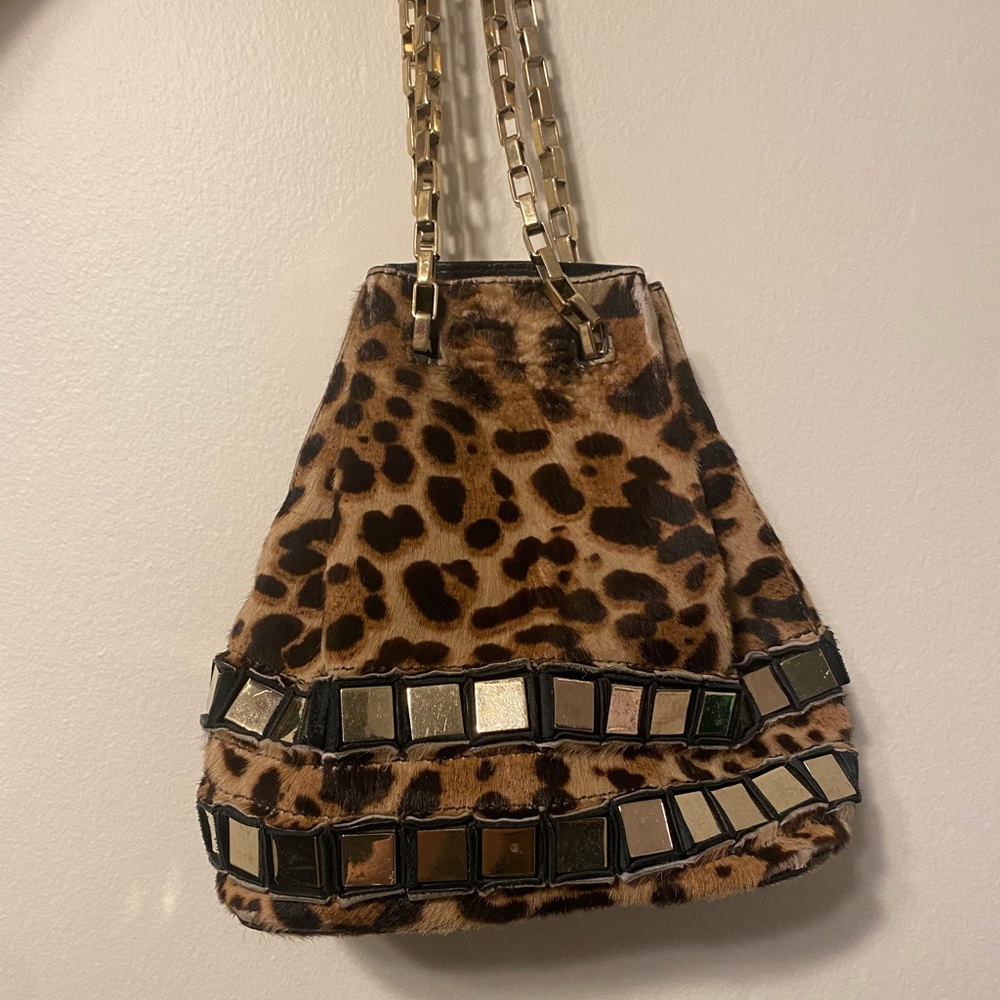 Tomasini Paris Leopard Print Calf Hair Bucket Bag - Picture 4 of 4